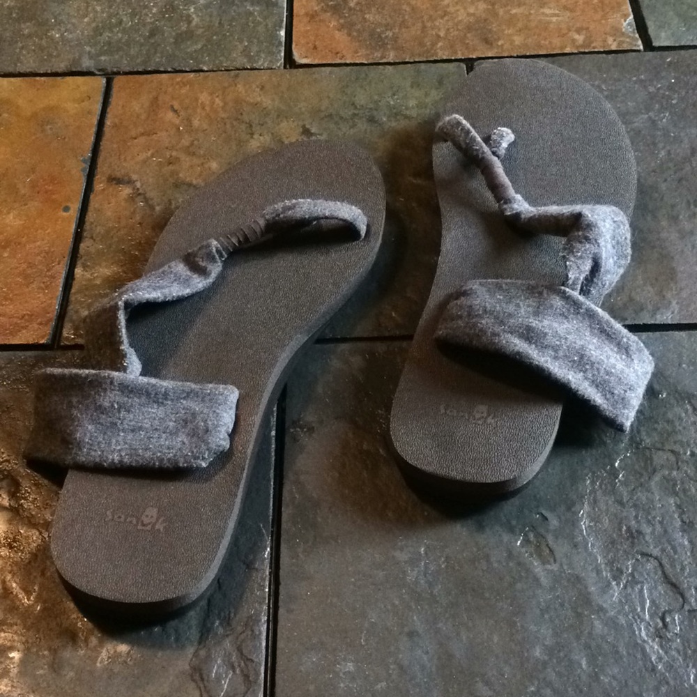 Sanuk sandals